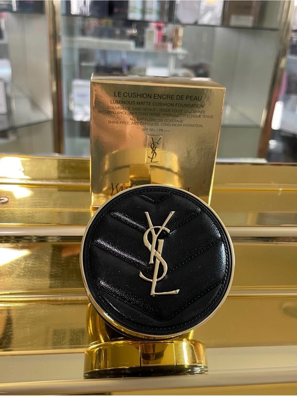 Yves Saint Laurent Le Cushion Encre Le Peau in Shade 10 NIB